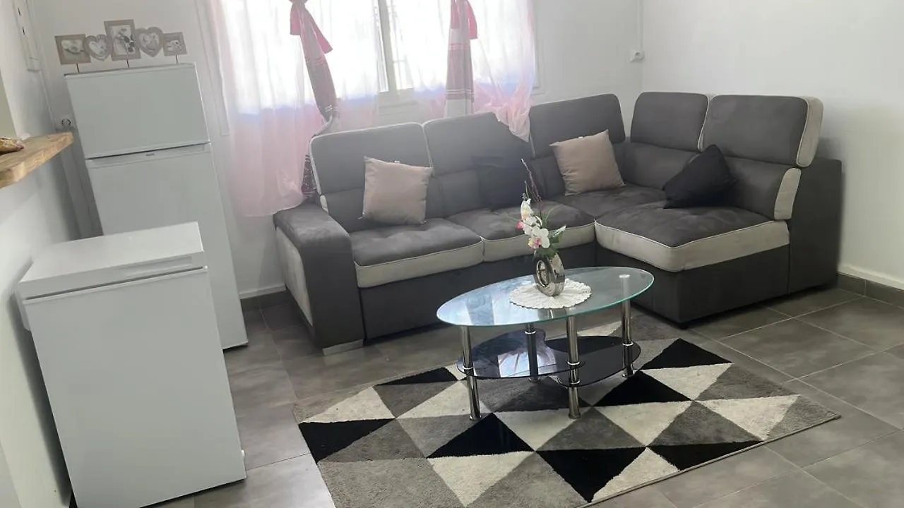 Homestay Colocation Tourisque-Chambre Sainte-Rose